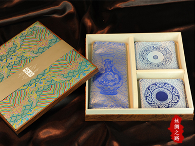 商務(wù)禮品如何定制，看看禮品定制網(wǎng)是怎么說的？